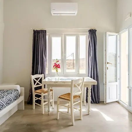 Drakkar Houses Fira  Exterior photo